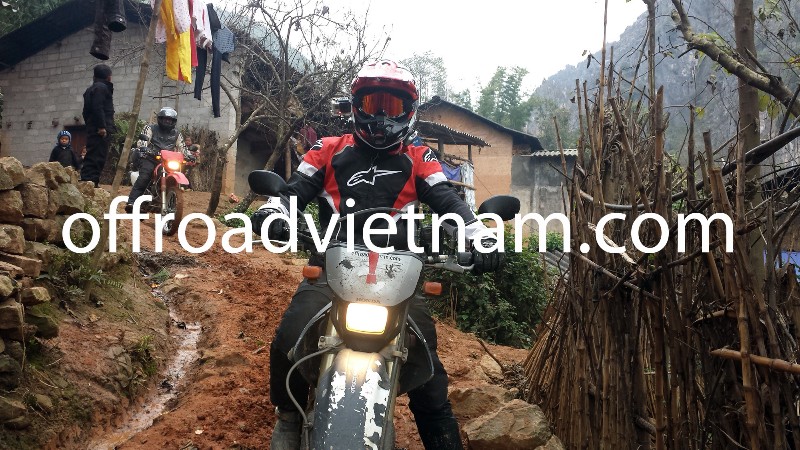 vietnam-offroad-motorcycle-tours-5